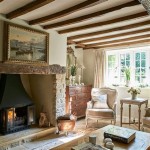 Cottage Style Interior Decor